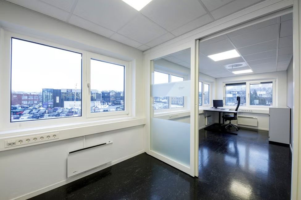 Kontor 3. etg – 488 m²