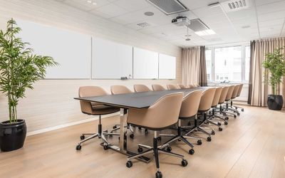 Kontor 6. etg – 1486 m²